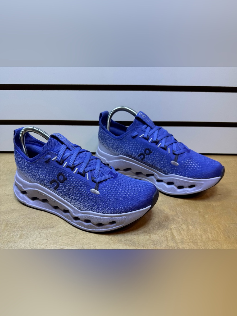 On Cloudsurfer Max Women’s Sailor/Thistle Sneaker Shoes in Blue Size 7.5